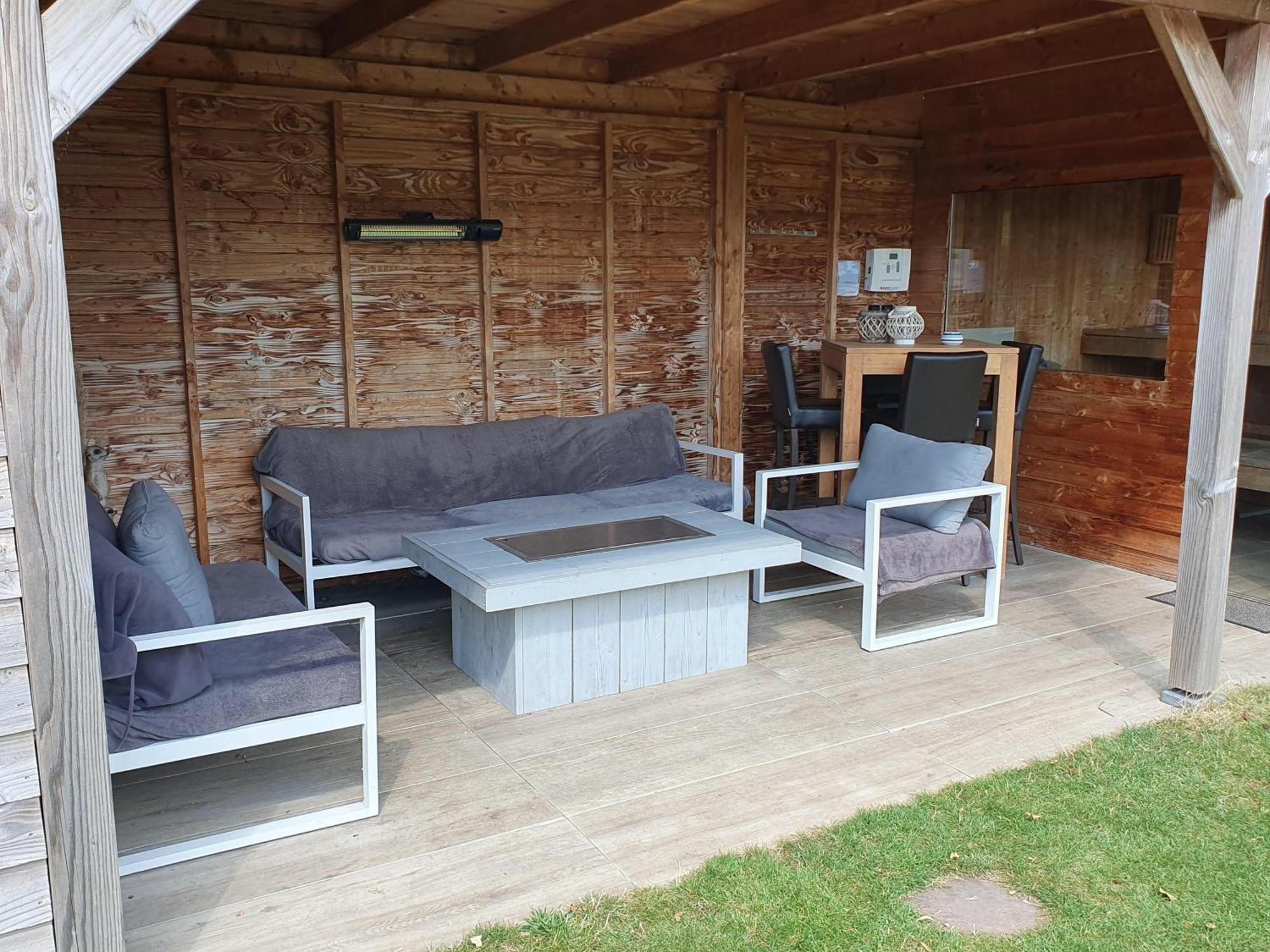 Holiday Cottage With Sauna In Zeeland Stavenisse Exteriör bild