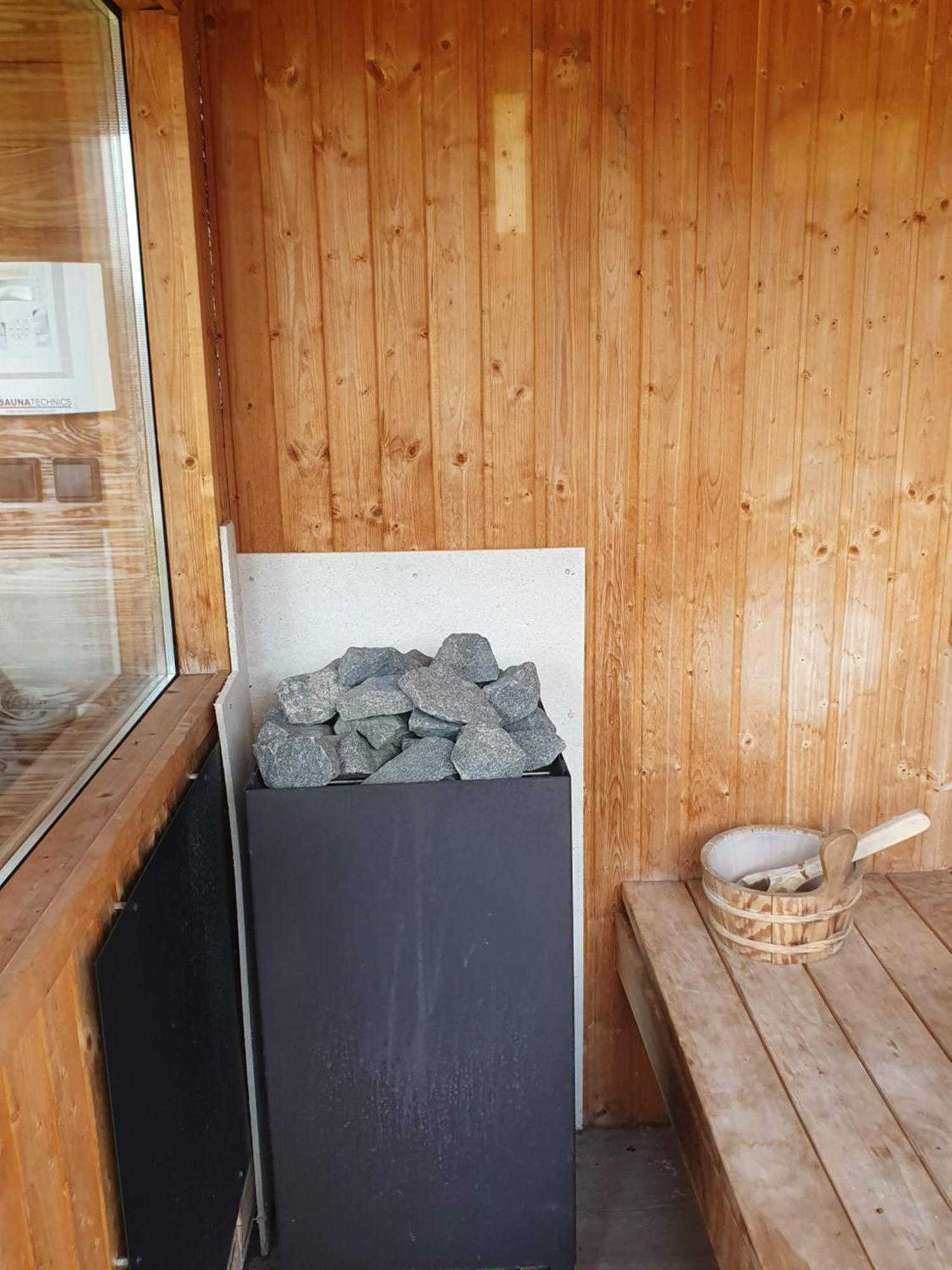 Holiday Cottage With Sauna In Zeeland Stavenisse Exteriör bild