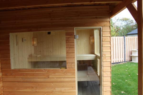 Holiday Cottage With Sauna In Zeeland Stavenisse Exteriör bild